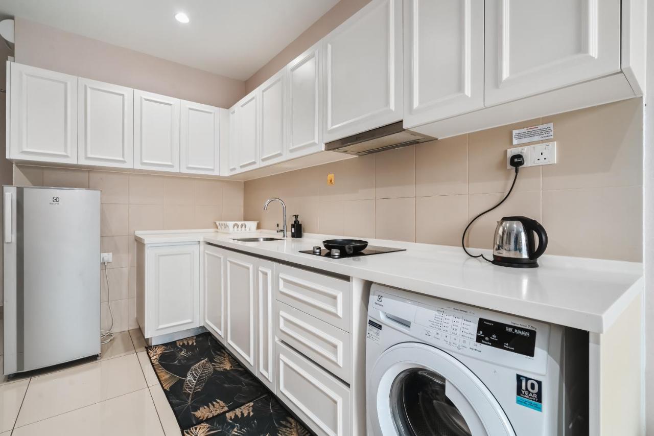 Hostahome Suites At I-City, Central Mall Shah Alam Luaran gambar
